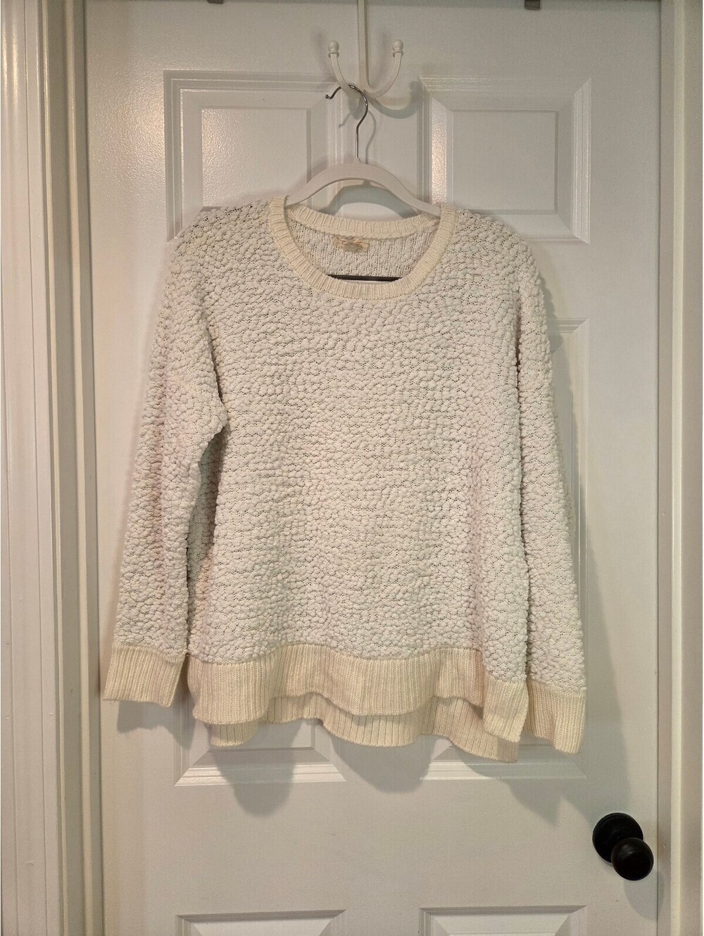 Papillon Medium Cream Textured Pullover Sweater